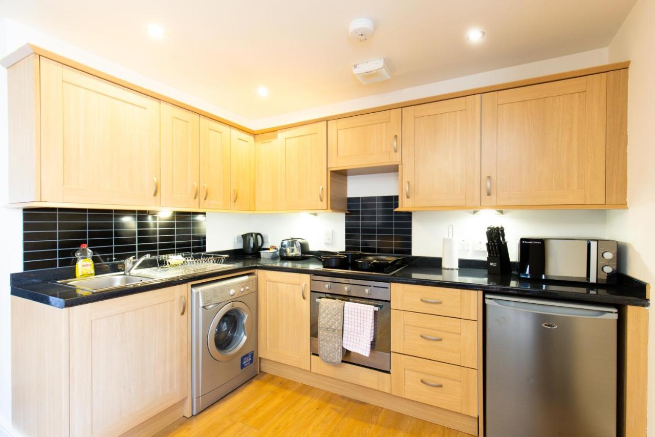 Velvet 1-bedroom apartment, Clockhouse, Hoddesdon Exteriör bild