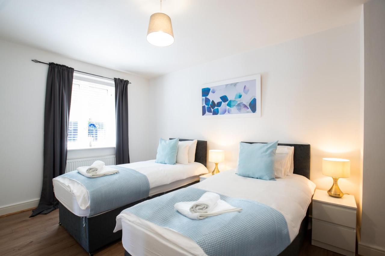 Velvet 1-bedroom apartment, Clockhouse, Hoddesdon Exteriör bild